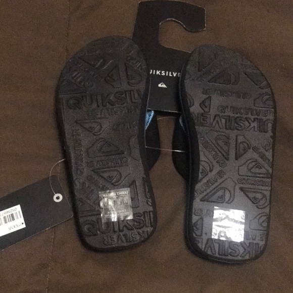 NWT Boys Quiksilver Molokai Layback Flip Flops $20 - Picture 4 of 4